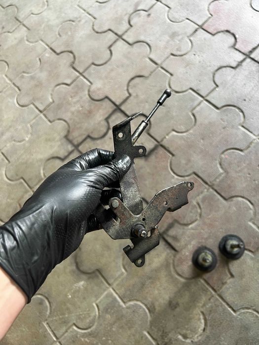 Механизм газа с тягой Мерседес 2.3 ом 601 Вито/Спринтер