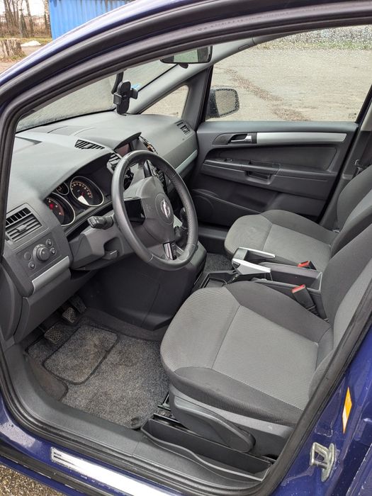 Opel zafira b 1.7cdti 2010 7містць