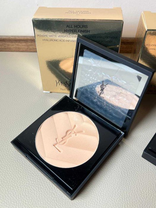 Пудра для обличчя Yves Saint Laurent All Hours Hyper Finish