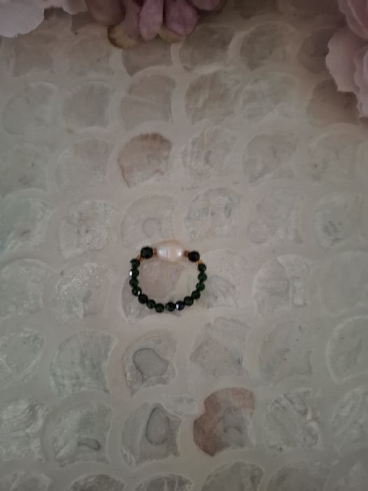 Pierścionek handmade z naturalnych kamieni hematyt szmaragd nilu