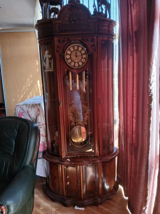 Relógio de pé antigo em madeira maciça – heirloom vintage