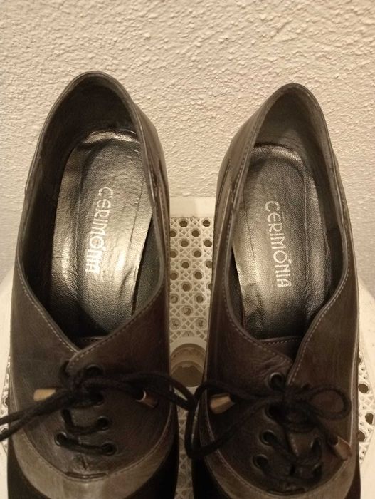 Botins de pele senhora