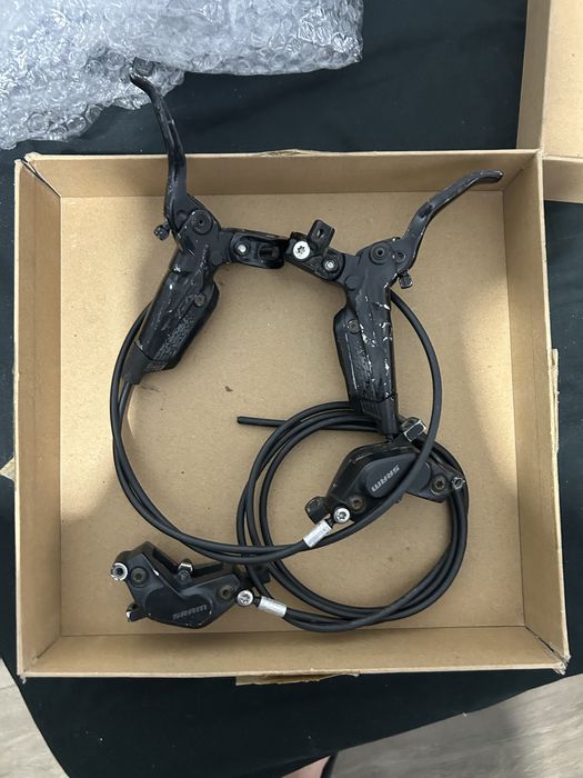 Hamulce sram code 4 tloczki