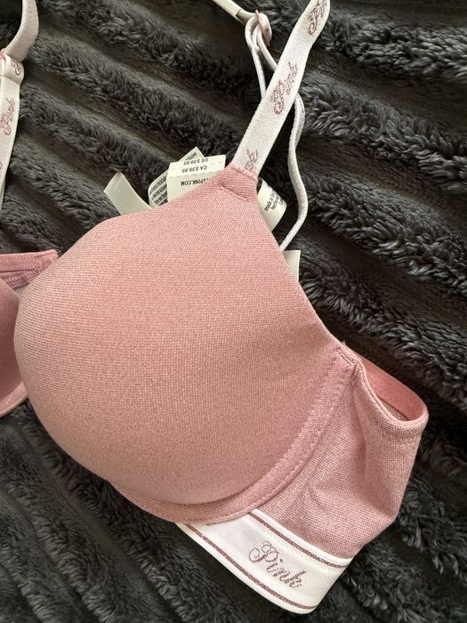 Клмплект нижнего белья victorias secret