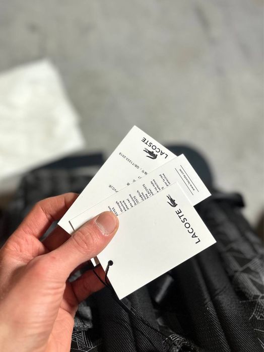 Рюкзак Lacoste.