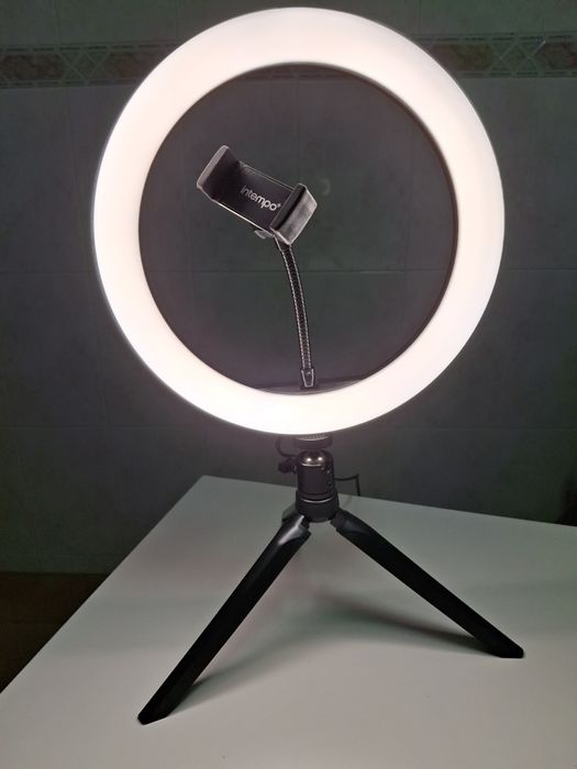 Anel de luz LED  com tripé