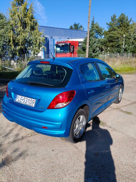 Peugeot 207 1.4 8V 75 KM