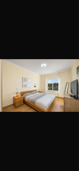 Apartamento com piscina e garagem