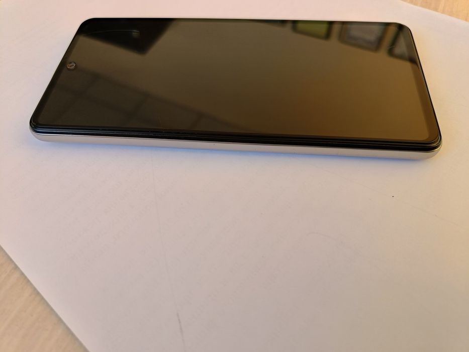 Продам смартфон Samsung A52 8/256