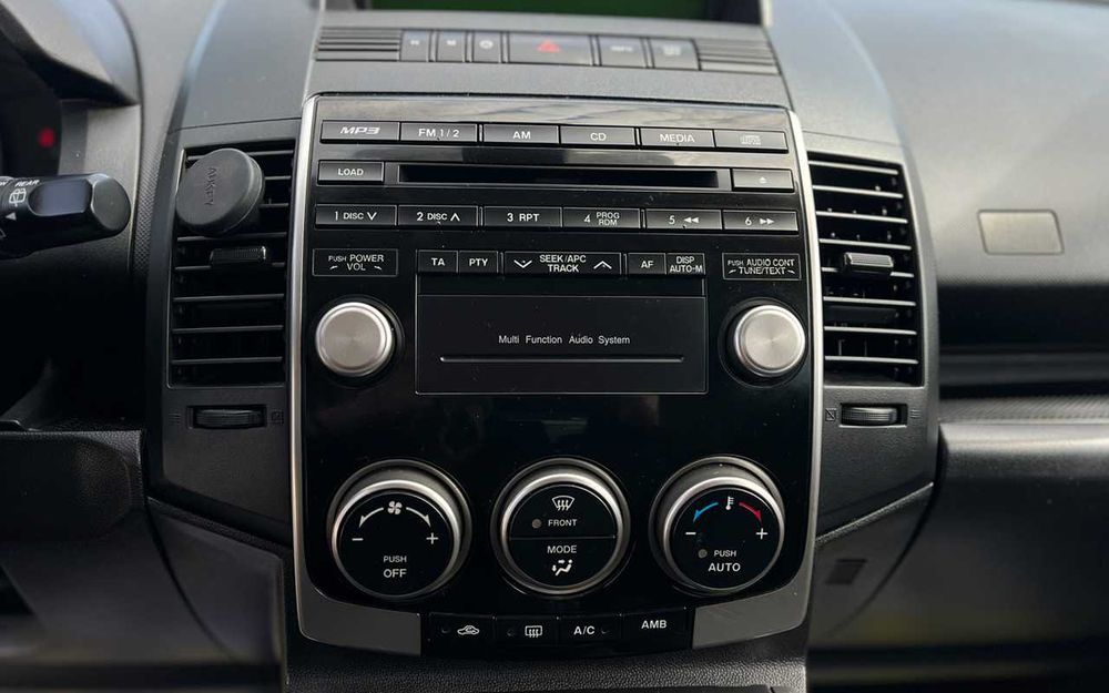 Mazda 5 2009 року