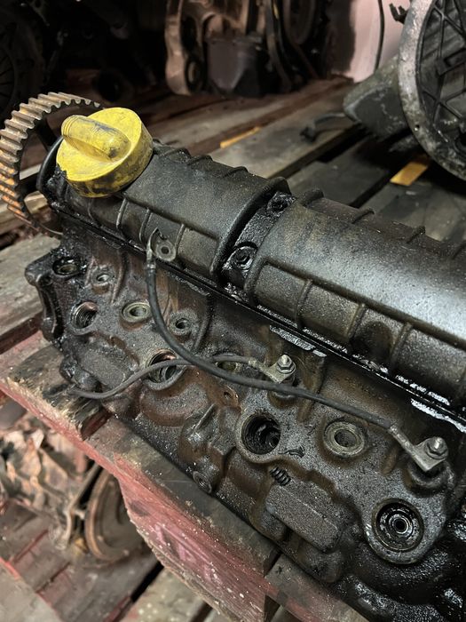 Cabeça/Culassa Renault 1.9D clio/kangoo