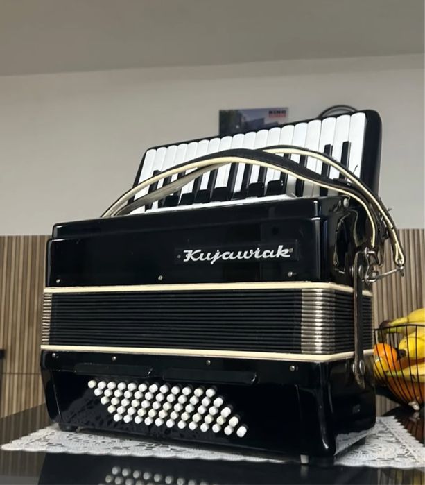 Akordeon kujawiak 60 basów