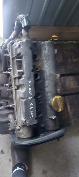 Двигатель 1.6 бензин Опель вектра Б