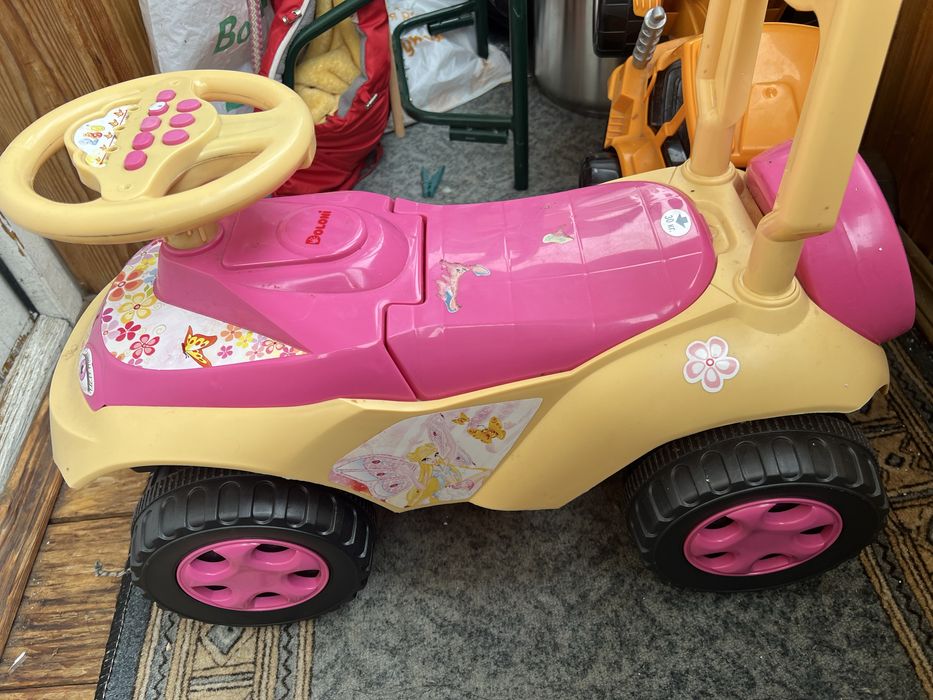 Музичний толокар машинка