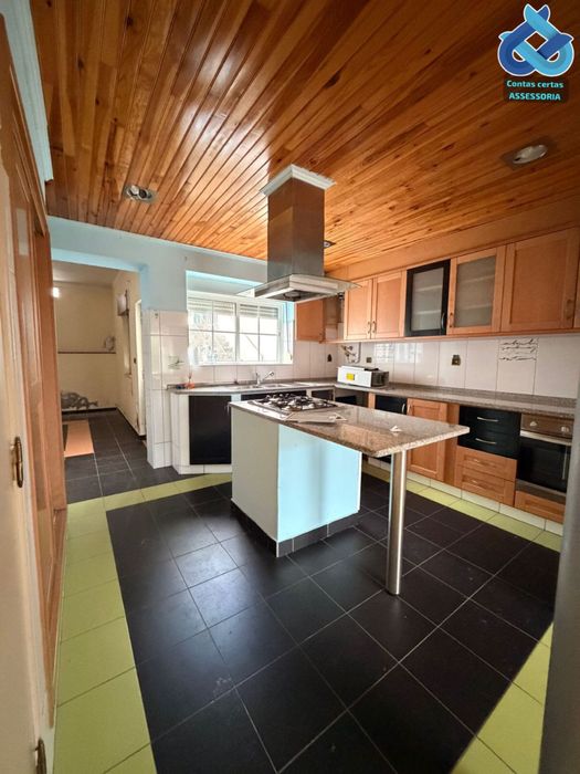 Moradia a venda em abrantes