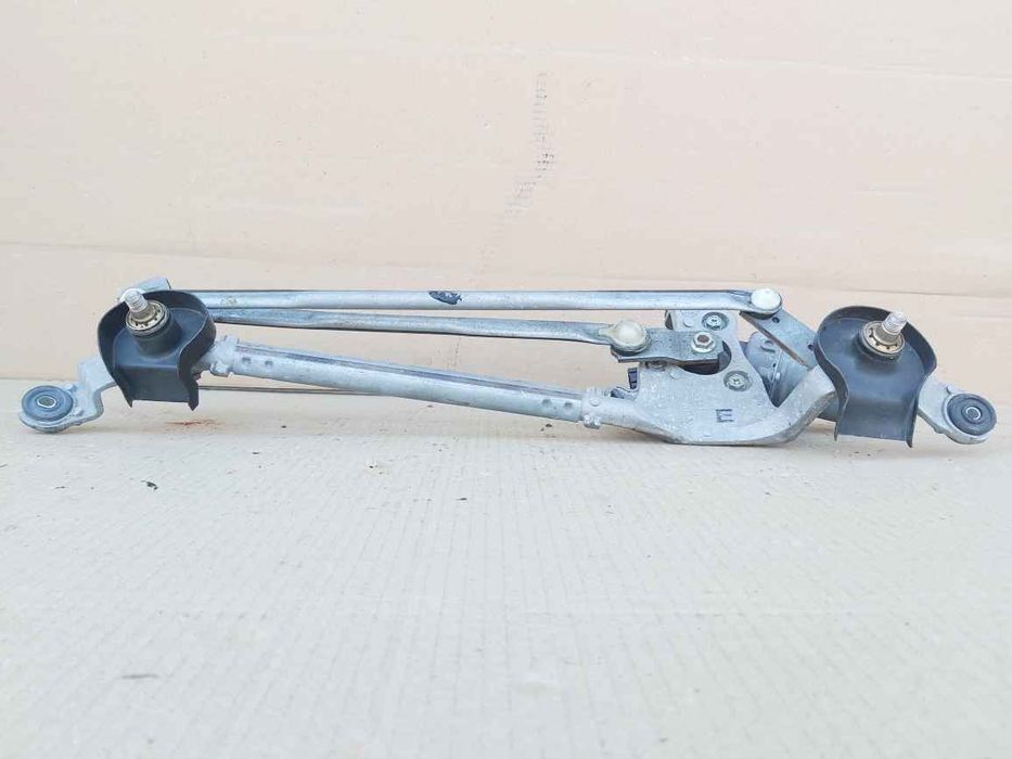 Toyota Lexus NX 14- трапеція склоочисників з електродвигуном KU10014 8