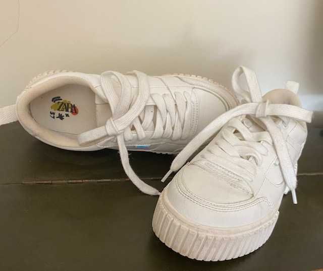 Ténis Zara Casual brancos. Desportivos !