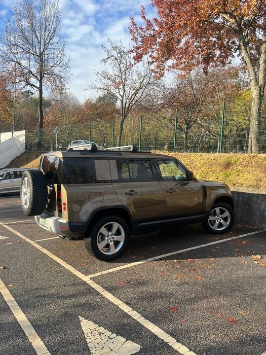 Land Rover Defender 2.0 P400e 110 AWD S