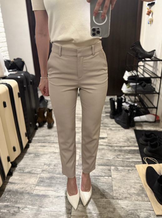 Жіночі брюки штани H&M чорні