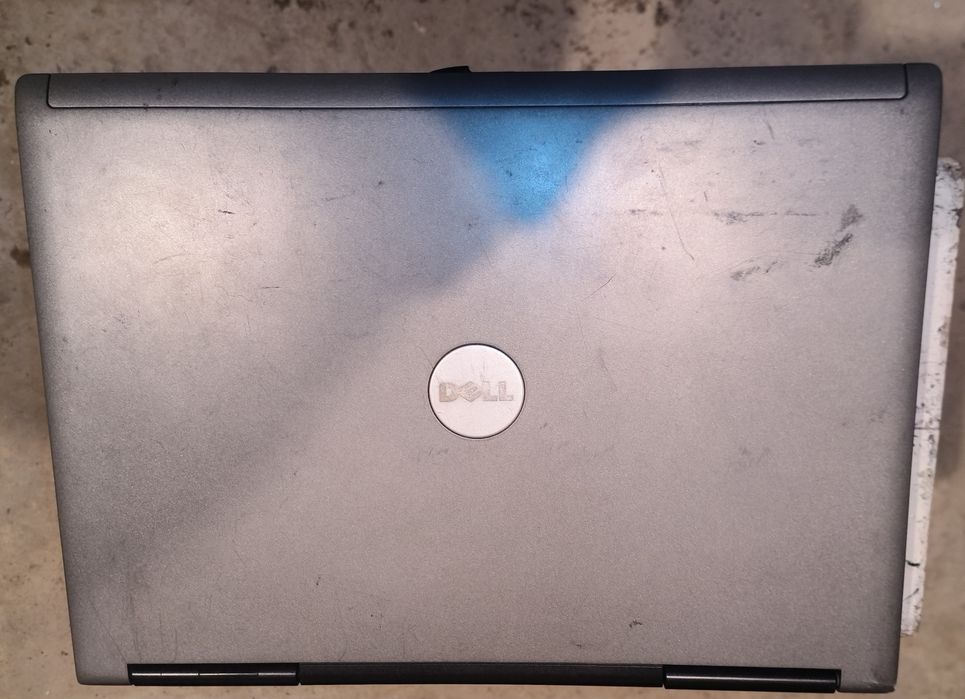 Zamienię kilka Laptopów do naprawy bądź ,na części ,pisać propozycje