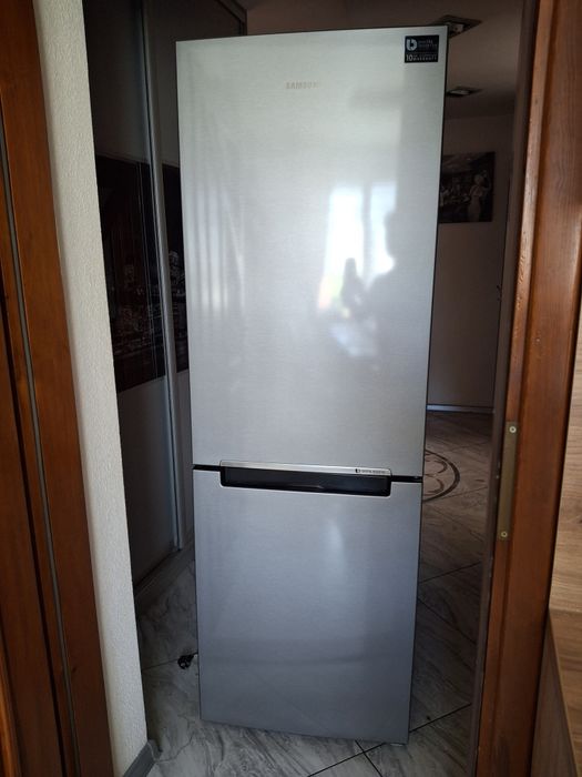 Lodówka samsung.