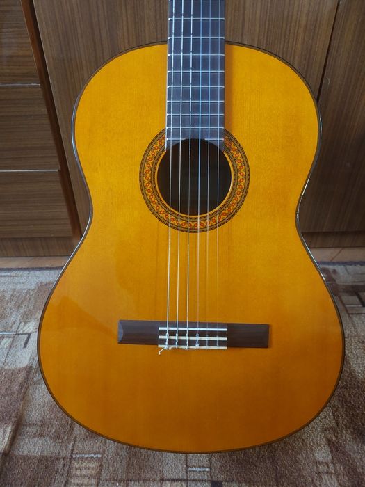 Gitara Yamaha C- 70 + futerał + stojak