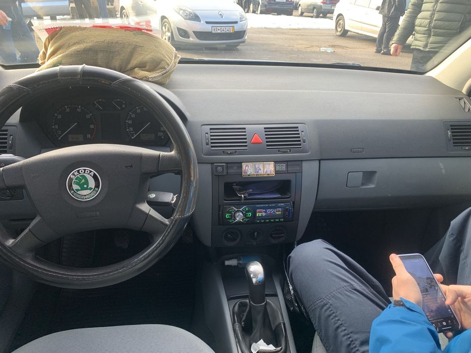 Фабія 2002, 1,4 газ/бенз., 330 тис. км