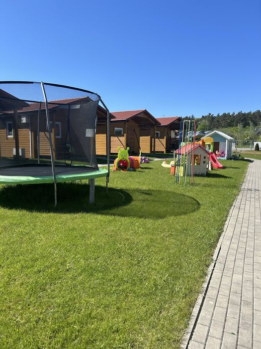 Domki nad morzem , noclegi , parking,plac zabaw,,Milka Ustka