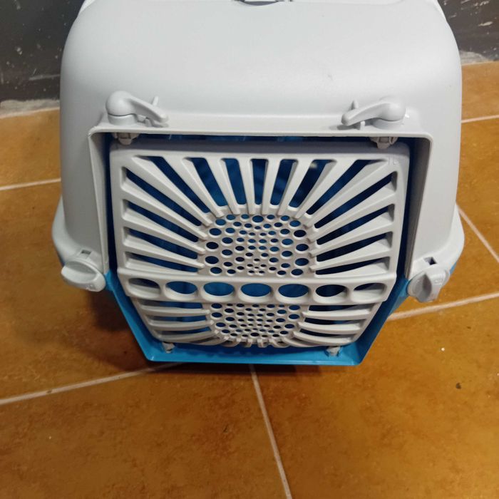 Переноска для тварин.