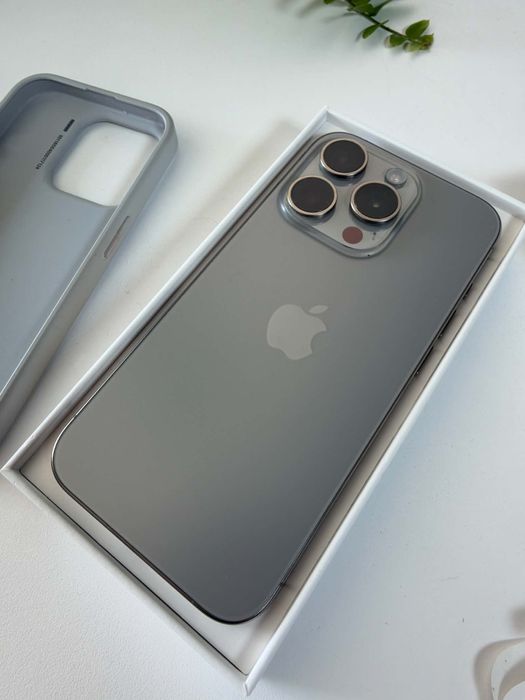 Iphone 15 pro 128 GB