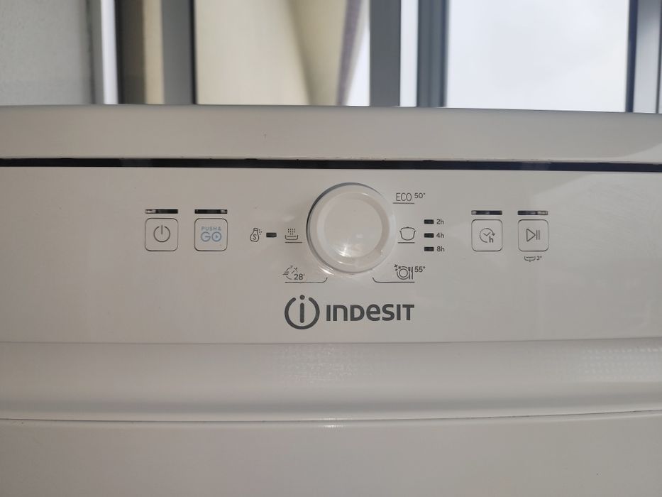 Máquina de Lavar Loiça Indesit D2F HK26 14 Conjuntos