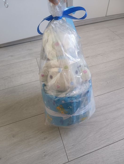 Tort z pampersów dla dziecka