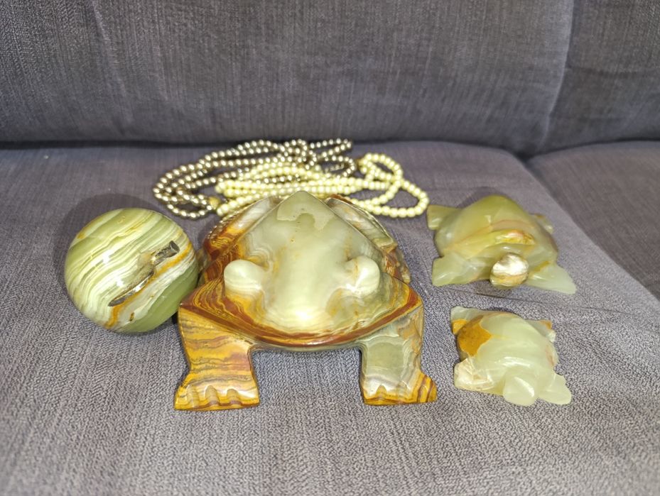 Натуральный камень лягушка черепаха яблоко