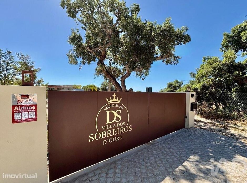 Casa / Villa T4 em Lagoa e Carvoeiro
