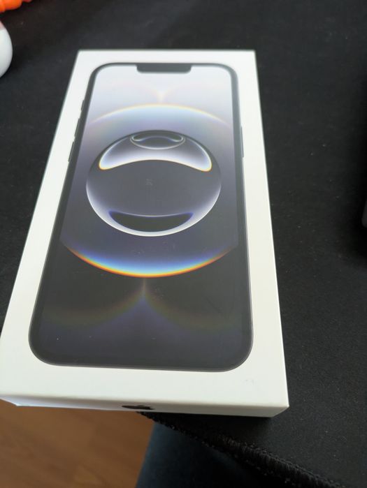 Iphone 16e 128gb black. Novo selado