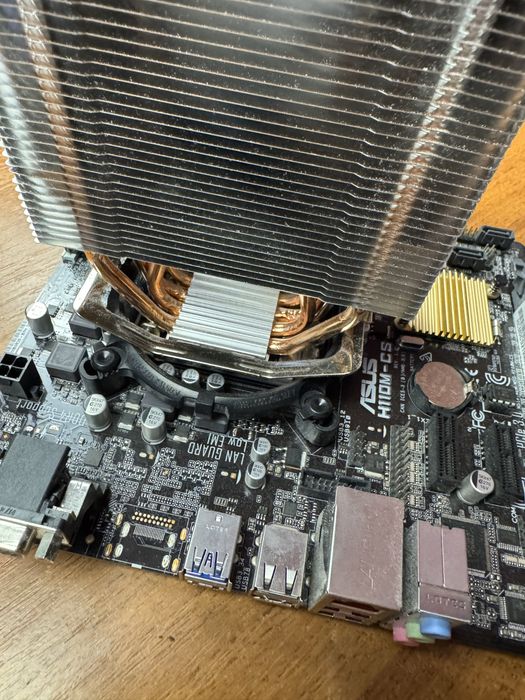 Материнская плата ASUS H110M-CS + Intel Core i7-7700 (в сборе)