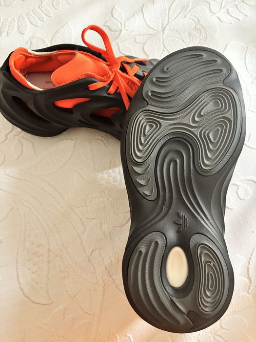 Vendo tenis Adidas como novos