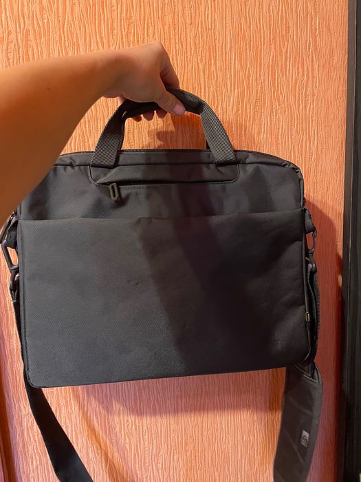 Кейс для ноутбука