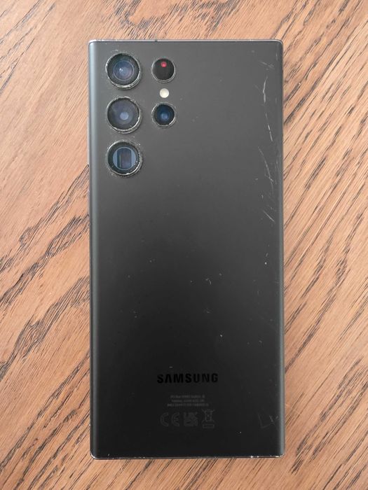 Samsung Galaxy S22 Ultra 256 GB – Bom Estado