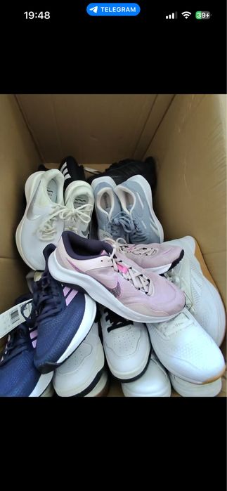 Кросівки ОПТОМ Брендові Жіночі Взуття Сток ОПТ Adidas Nike Puma NB UA