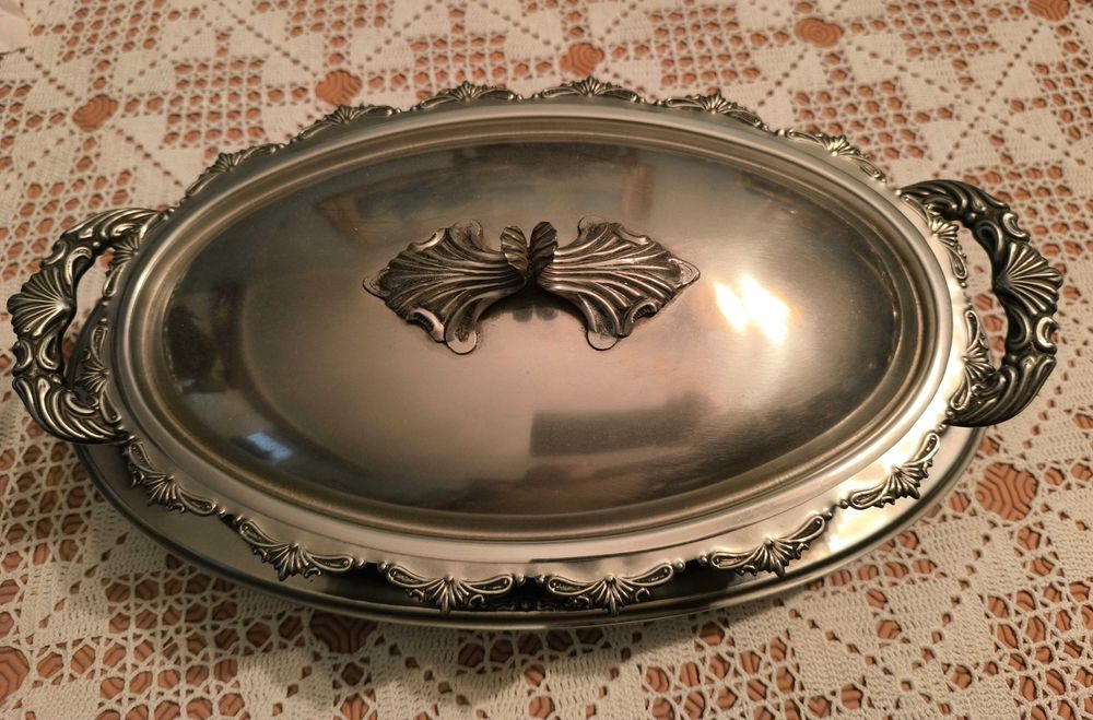 Terrina Oval em Inox