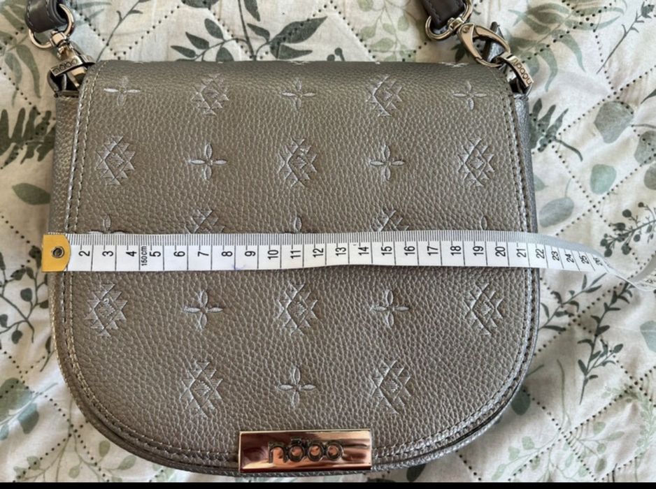 Torebka nobo srebrna