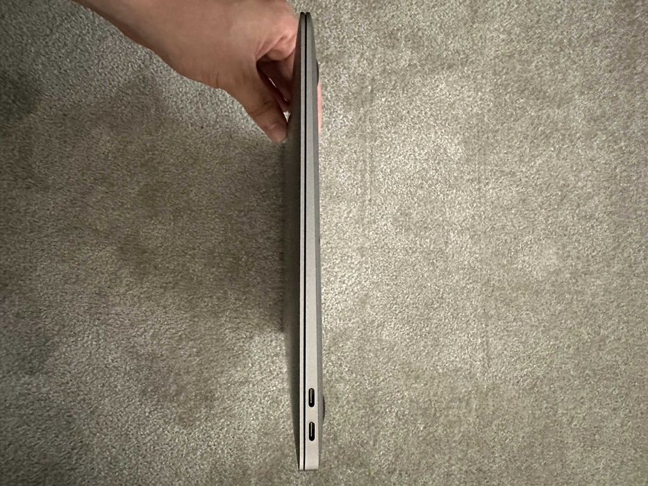 MacBook Air Retina 13.3 (2019) - Core i5 - 8GB SSD 128GB - Como novo