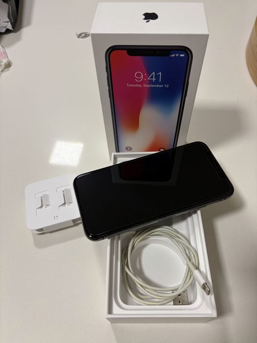 Iphone X 64GB - black
