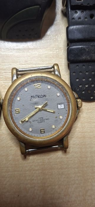 Zestaw zegarków na baterie