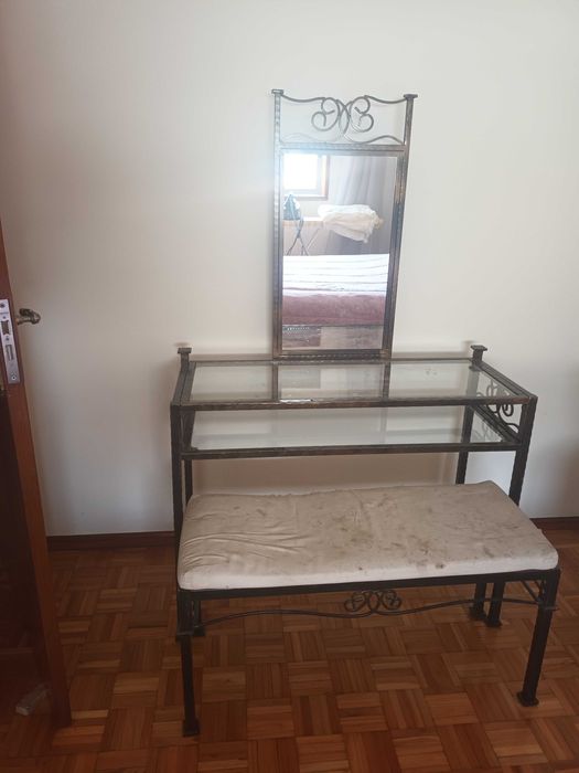 Mobiliário como novo