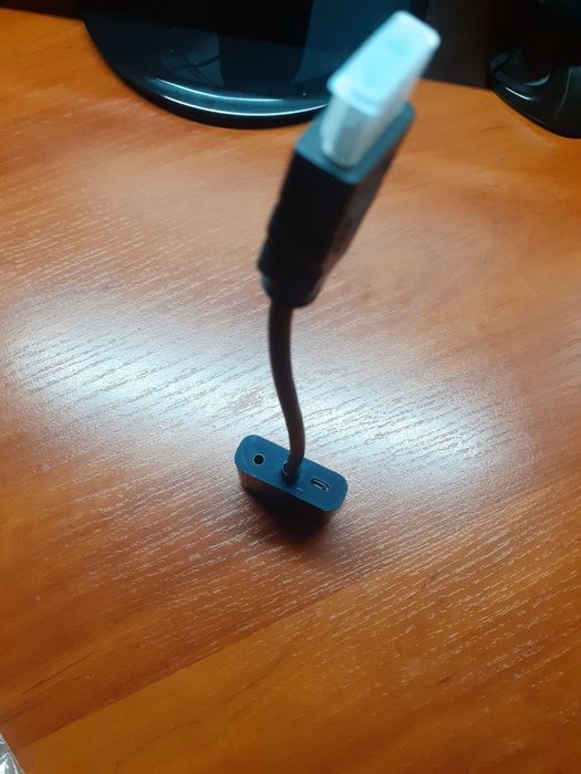 Продвм адаптер HDMI-VGA эмулятор