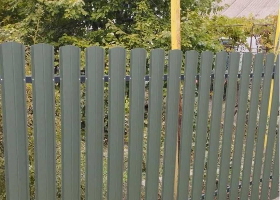Купити штахетник Конотоп | Металеві штахети від виробника