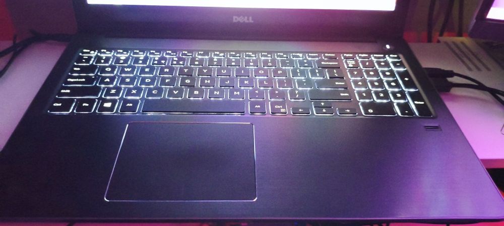 Dell Vostro 15 5568/i5-7200U/16/240/Tanio