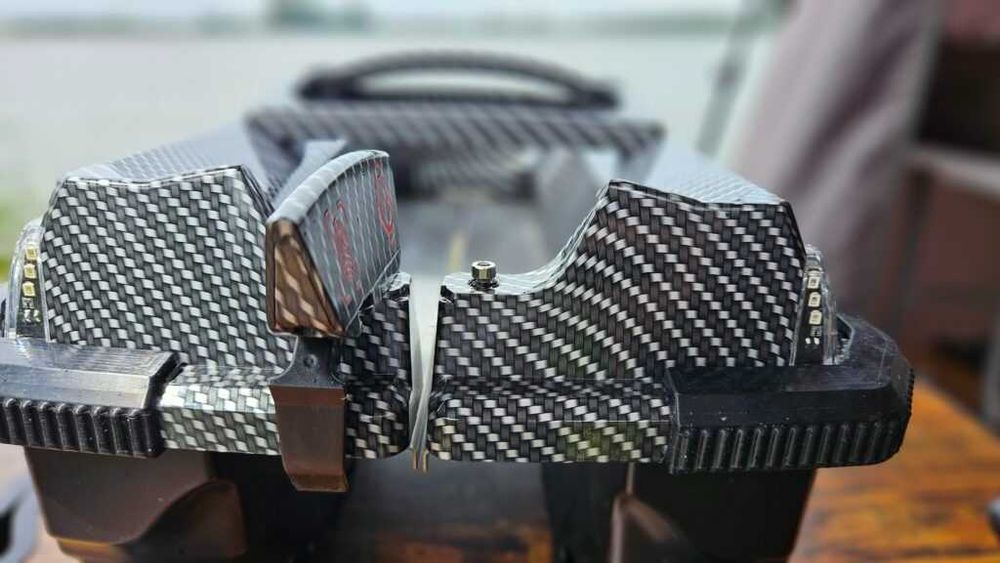 Łódka Zanętowa BOATMAN VULCAN Camo Pro GPS+ Echosonda SN4 Sklep Zabrze